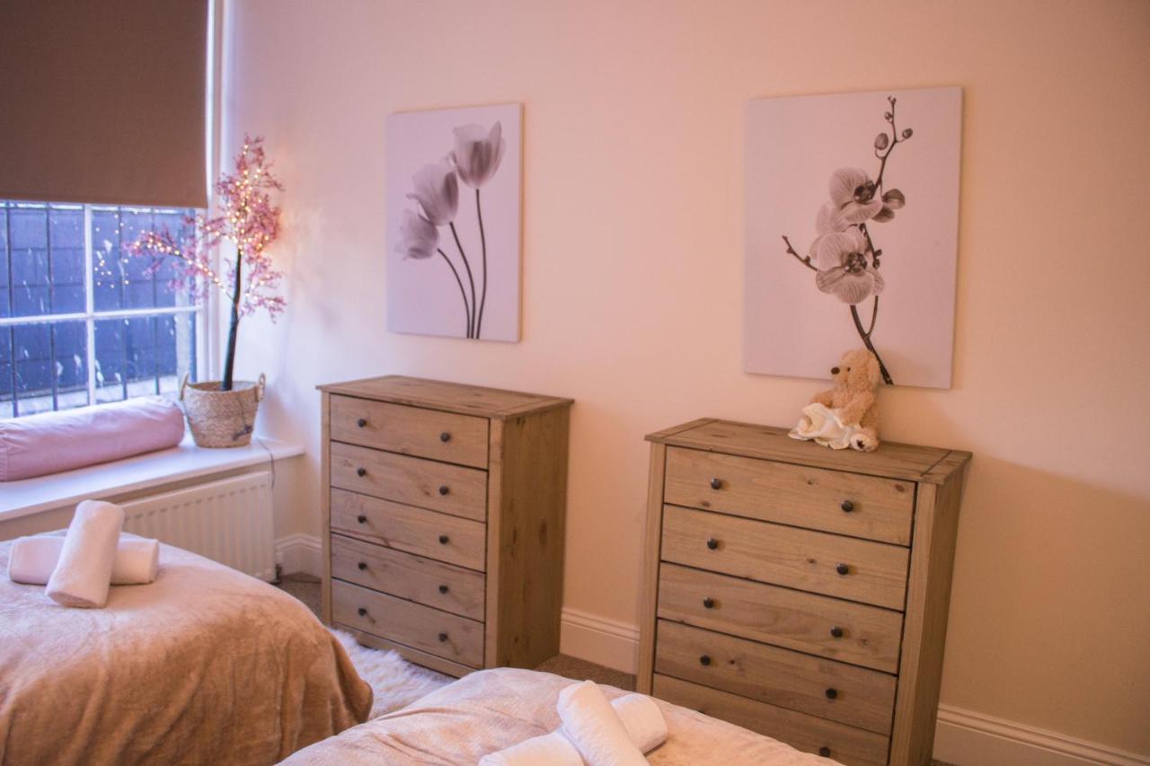 Stunning 3 Double Bedroom Apartment - *Town Centre / Near Beach* Berwick Upon Tweed Eksteriør bilde